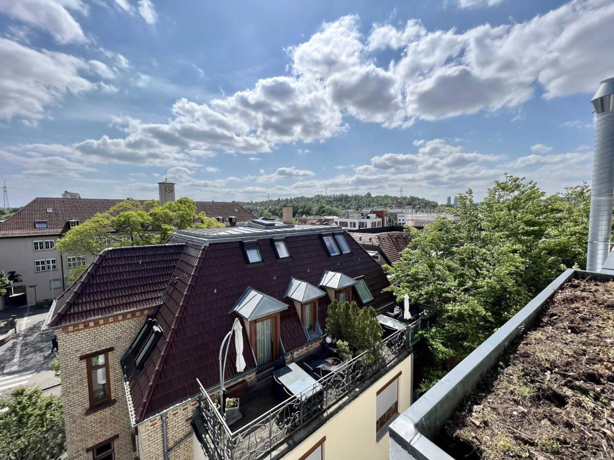 Nujen- Hotel Und Apartment Stuttgart Zuffenhausen Exterior foto